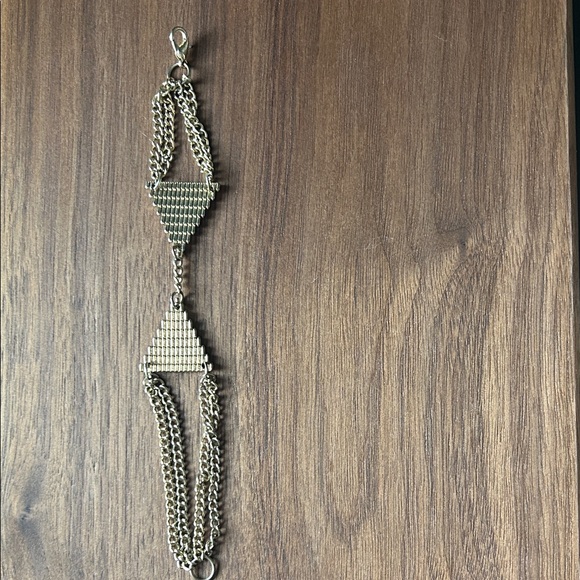 Gold Geometric Chain Bracelet - Picture 3 of 10